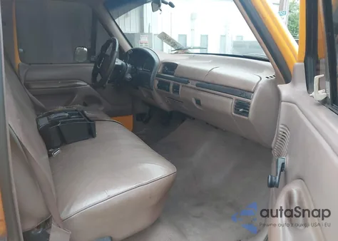 1995 Ford F150 z USA, uszkodzony, nr VIN 1FTEF15Y6SNB26846